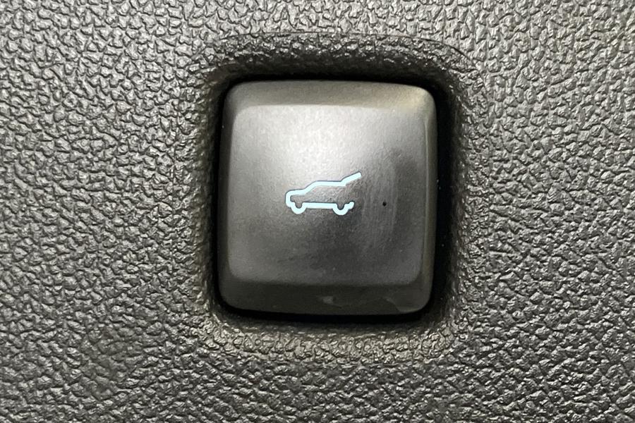 Ford KUGA Photo autoimg-5a4eccfe797d8fed545e9769e7007639d8423d68.jpg