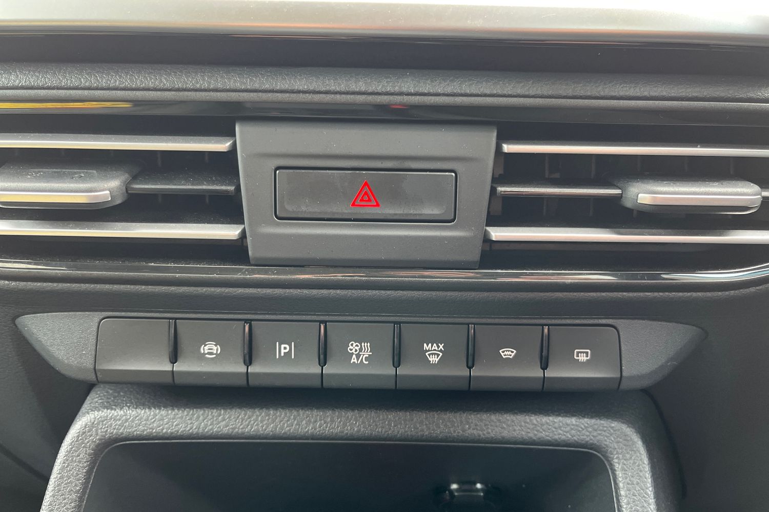Ford TOURNEO CONNECT Photo 31