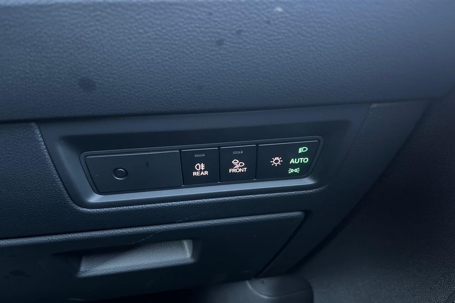 Volkswagen Touareg Photo autoimg-5a501bce8221ecdc2202cdb42ade541d3668cd8d.jpg