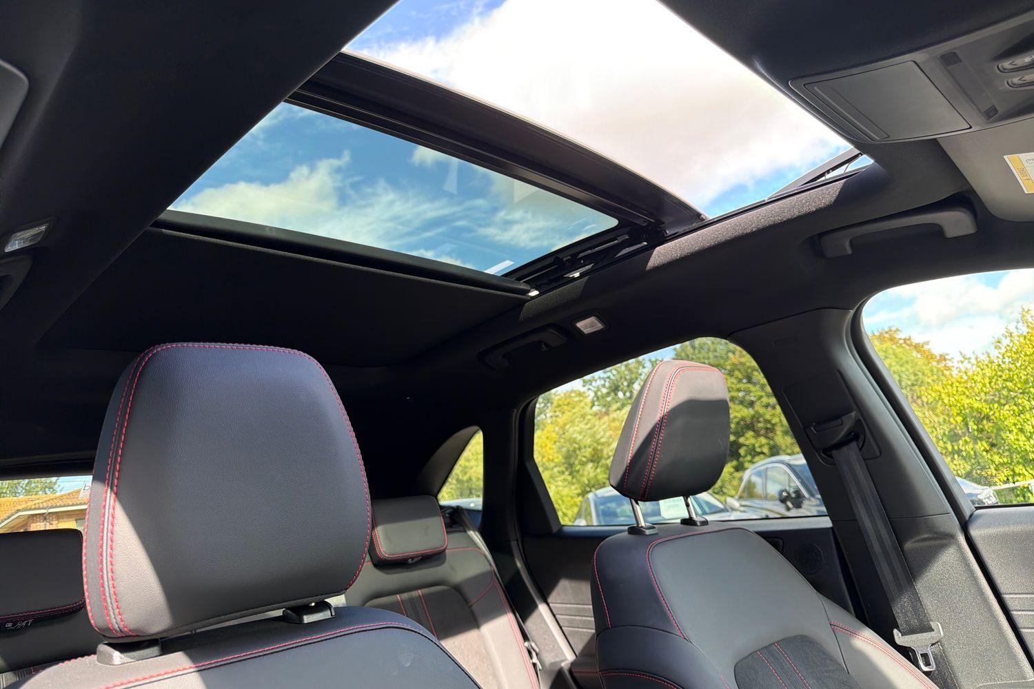 Ford KUGA Photo 32
