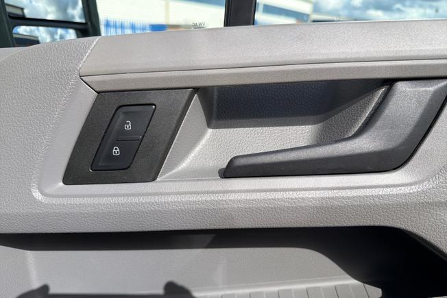 VOLKSWAGEN Crafter Photo 36