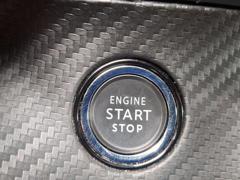 Used Peugeot E-2008 OY21RBZ 36