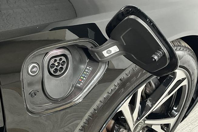 AUDI E-Tron Gt Photo 37