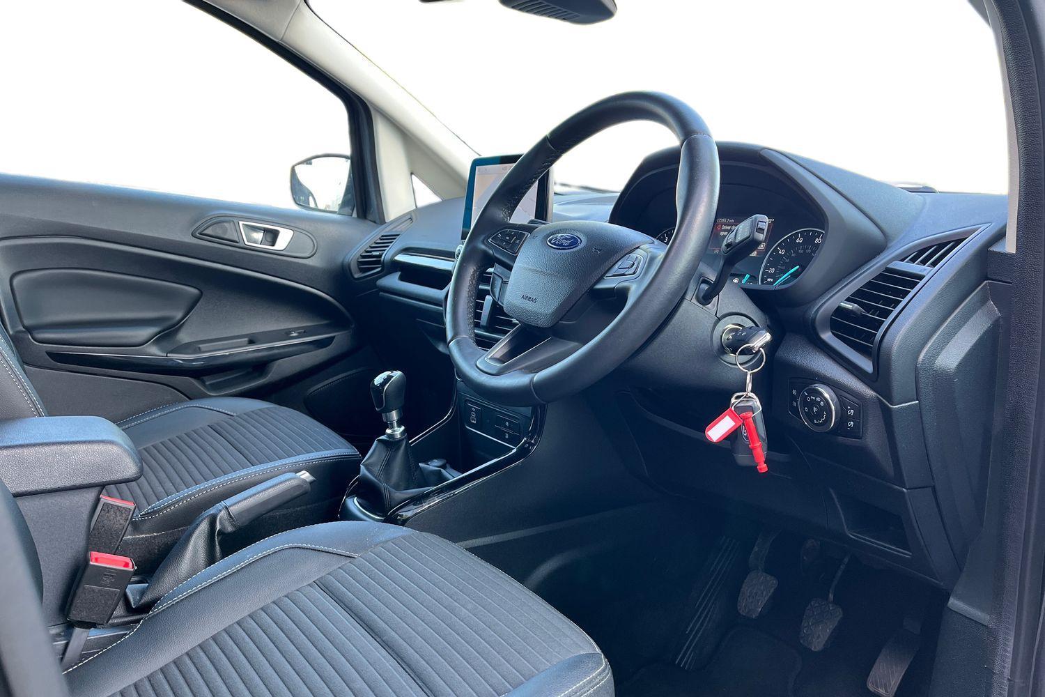 Ford ECOSPORT Photo 8