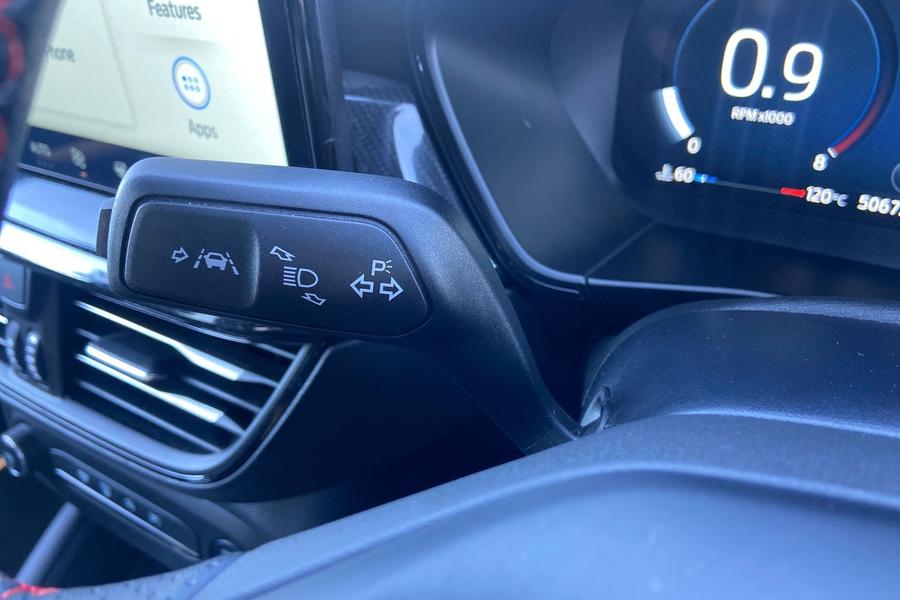 Ford FOCUS Photo autoimg-5a6e7880024323f012ddc93e371a38adabcb4ce5.jpg