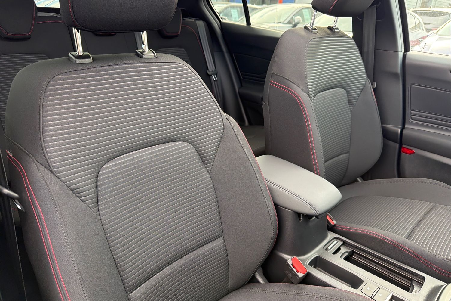 Ford Focus Photo 16
