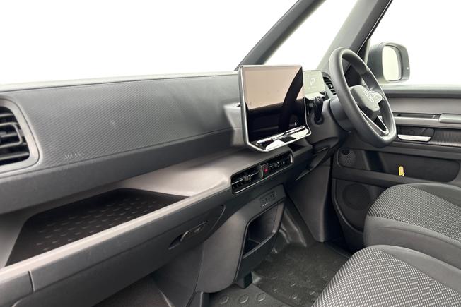 VOLKSWAGEN ID. Buzz Cargo Photo 2