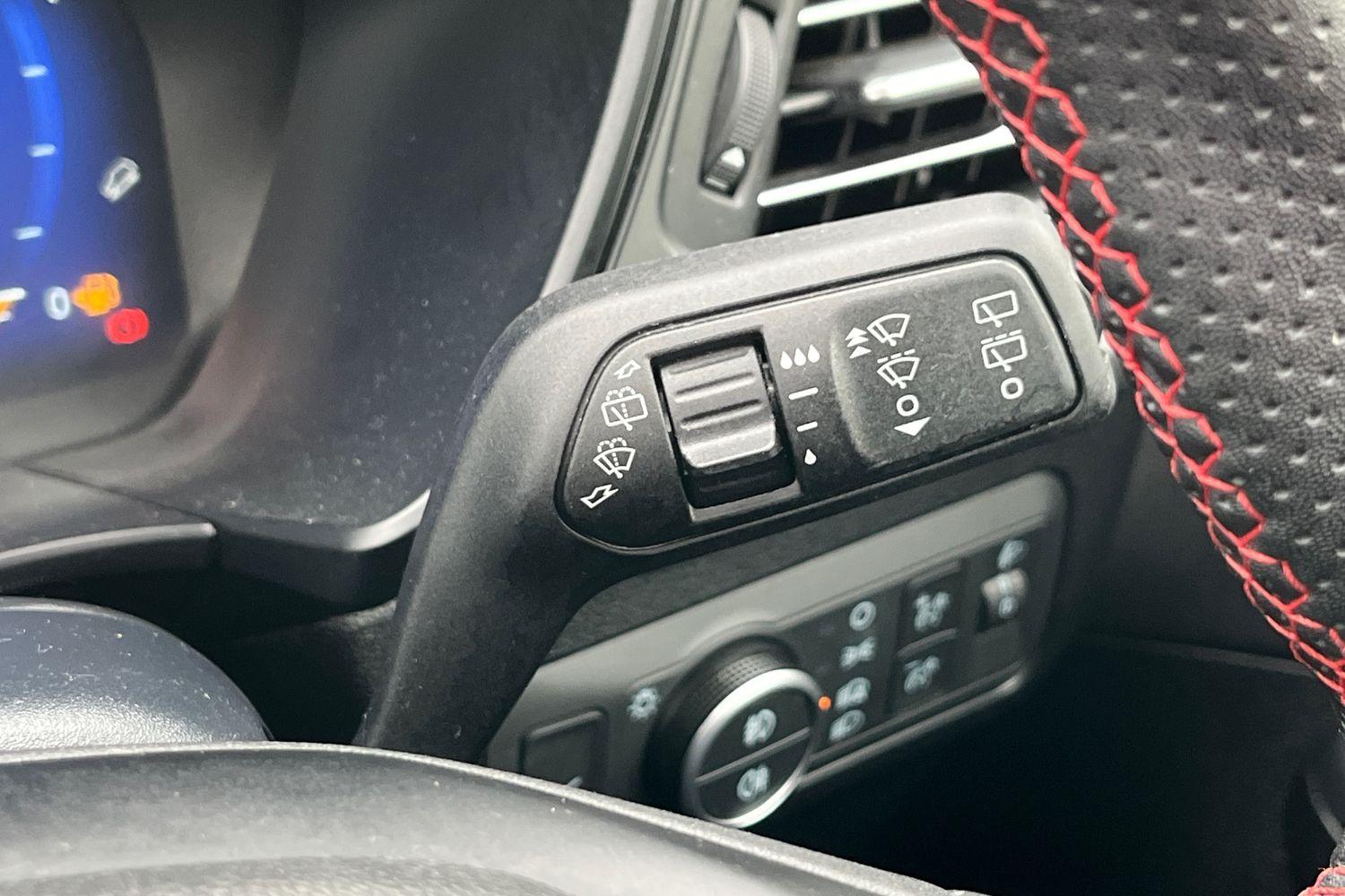 Ford KUGA Photo 14