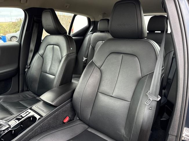 VOLVO XC40 Photo 53