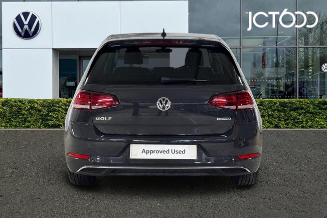 VOLKSWAGEN Golf Photo 7