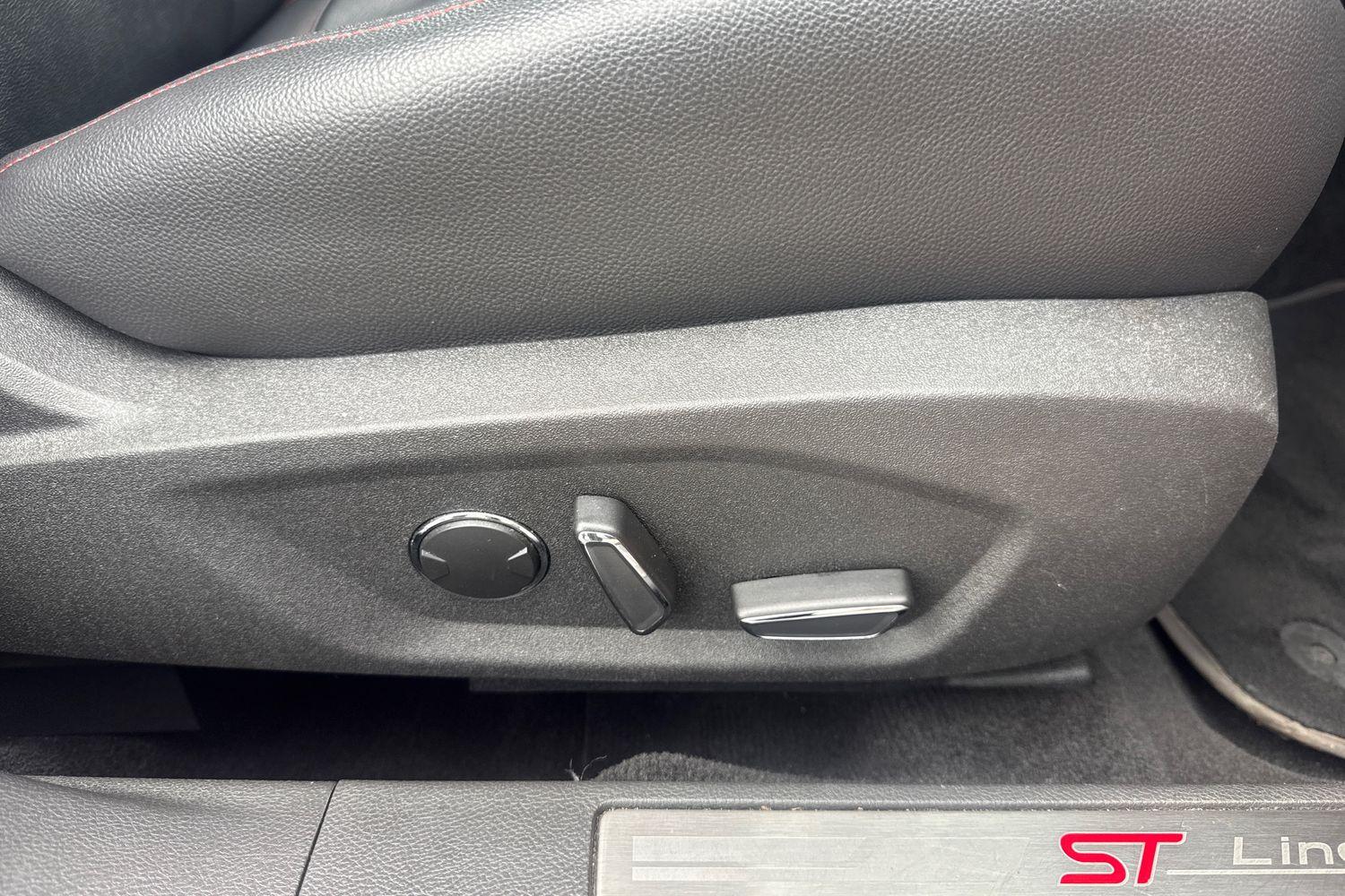 Ford MONDEO Photo 24