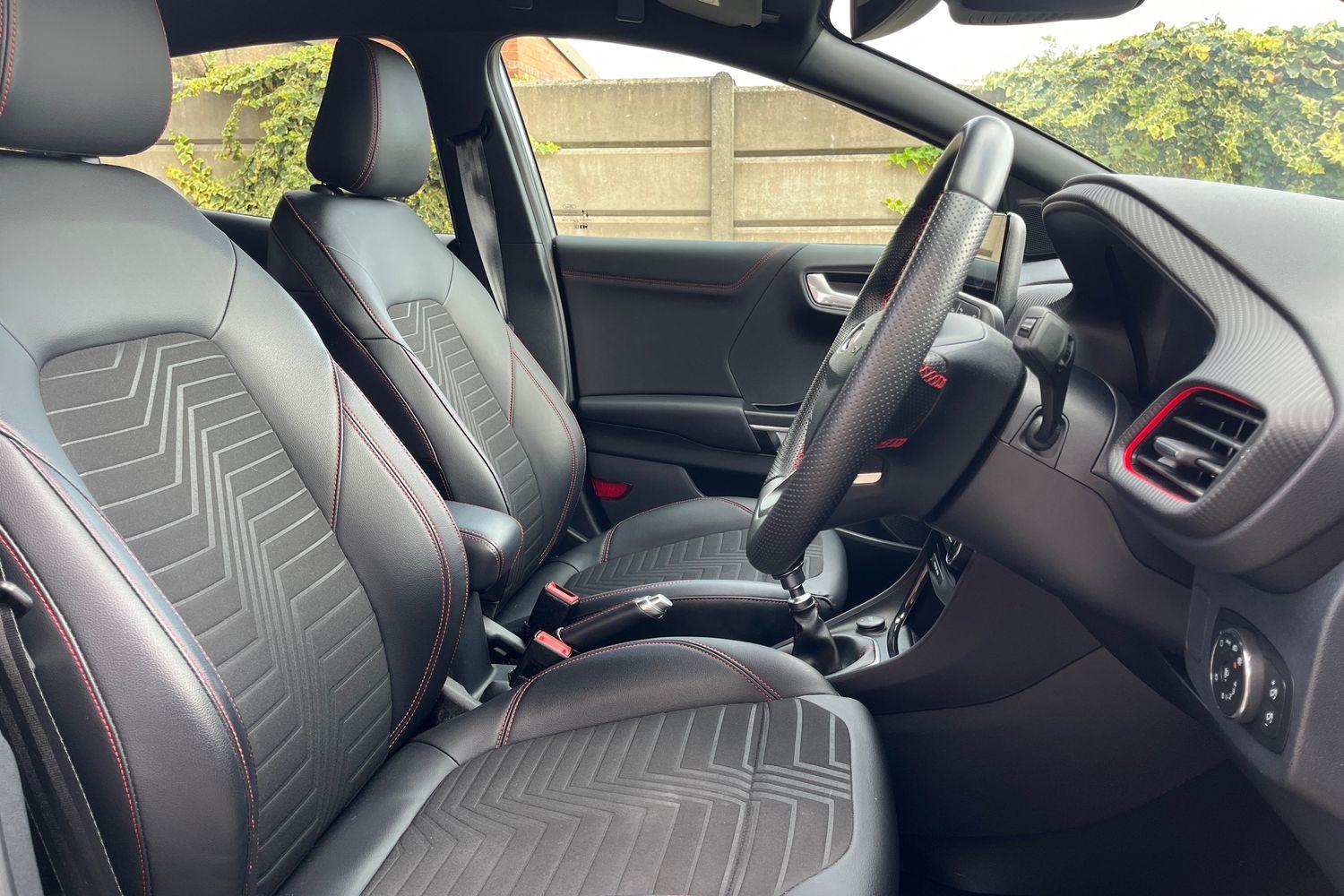 Ford PUMA Photo 16