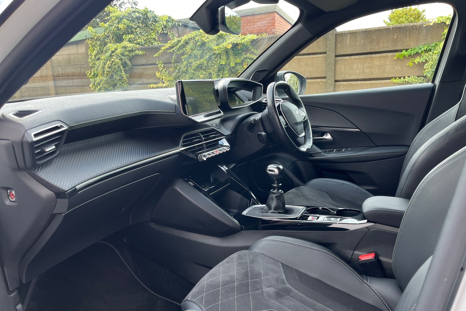 Peugeot 2008 Photo 17
