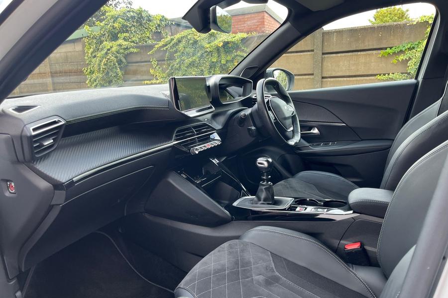 Peugeot 2008 Photo autoimg-5a7e809a1be8ee6a959582633c931eaeeaaee47b.jpg