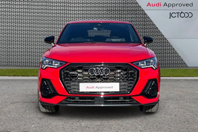 AUDI Q3 Photo 8