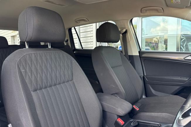 VOLKSWAGEN Tiguan Allspace Photo 28