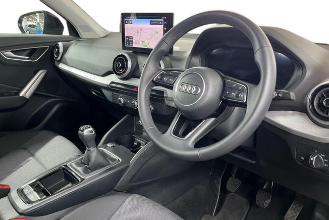 AUDI Q2 Photo 6
