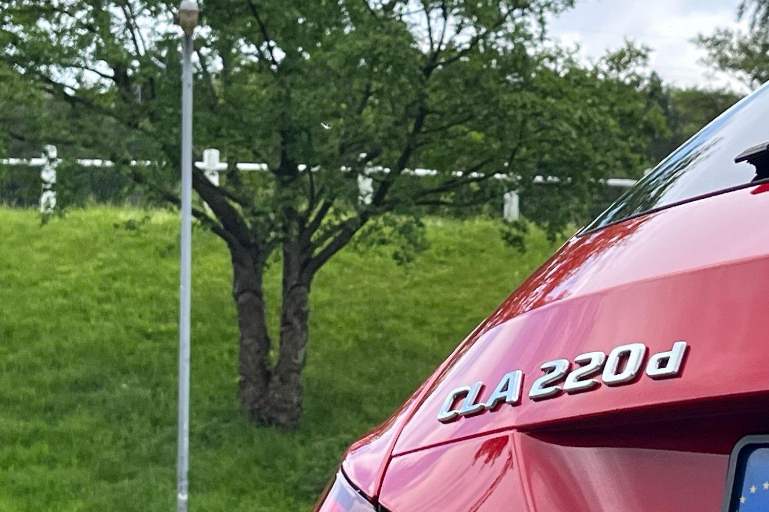 Mercedes-Benz CLA Photo 38
