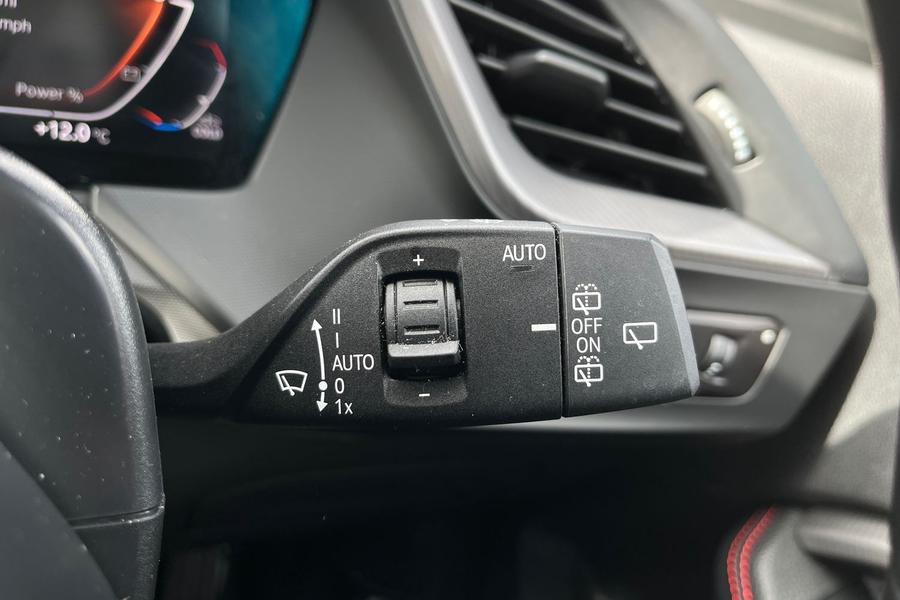 BMW 1 Series Photo autoimg-5a83e6c3372b65fcbdf55f5d165653b865f9b845.jpg