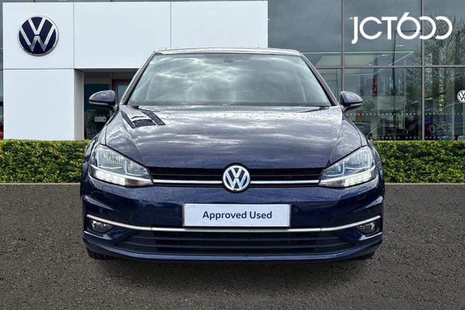 VOLKSWAGEN Golf Photo 8