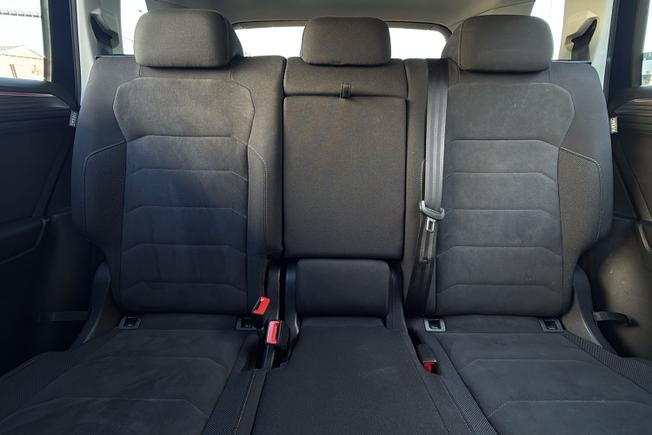 VOLKSWAGEN Tiguan Allspace Photo 37