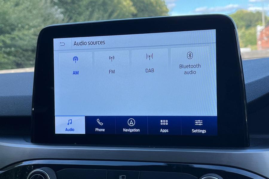 Ford Kuga Photo autoimg-5a8e08d2093116b8c93f55568bfaa6bbdfc5e3d9.jpg