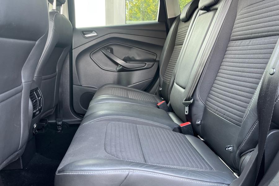 Ford KUGA Photo autoimg-5a90dcd8d6e0a77dd800749a3f8f87c4d2a825df.jpg