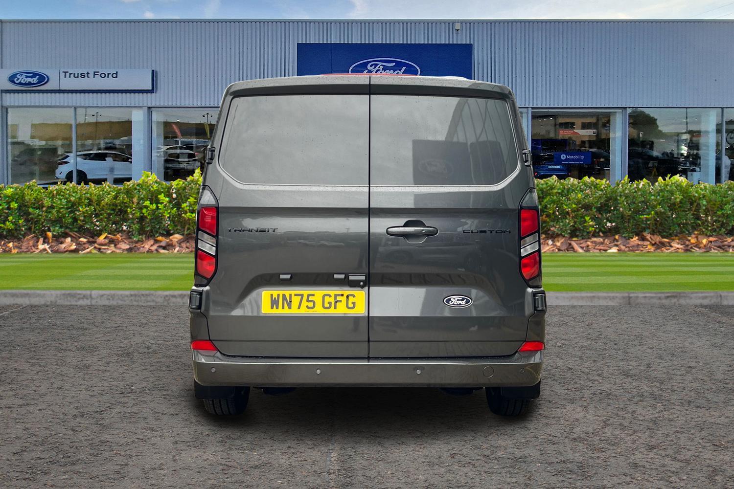 Ford TRANSIT CUSTOM Photo 11