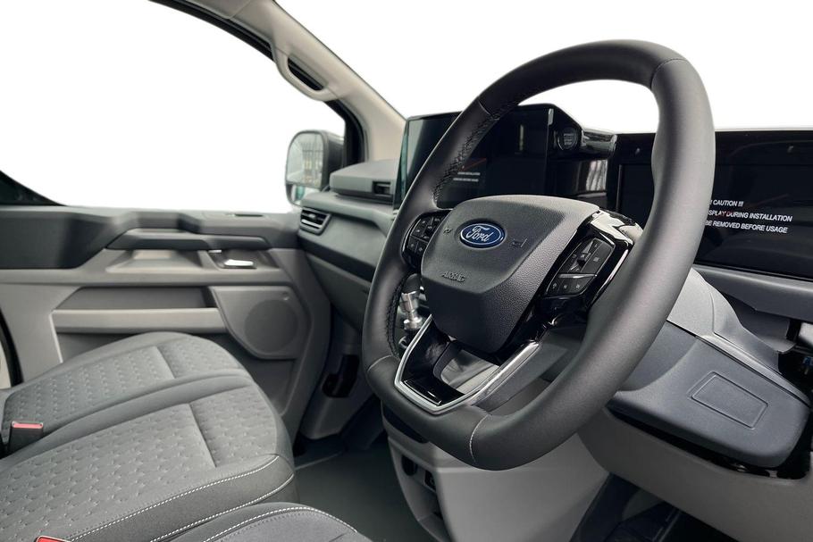 Used Ford TRANSIT CUSTOM KMZ9872 14