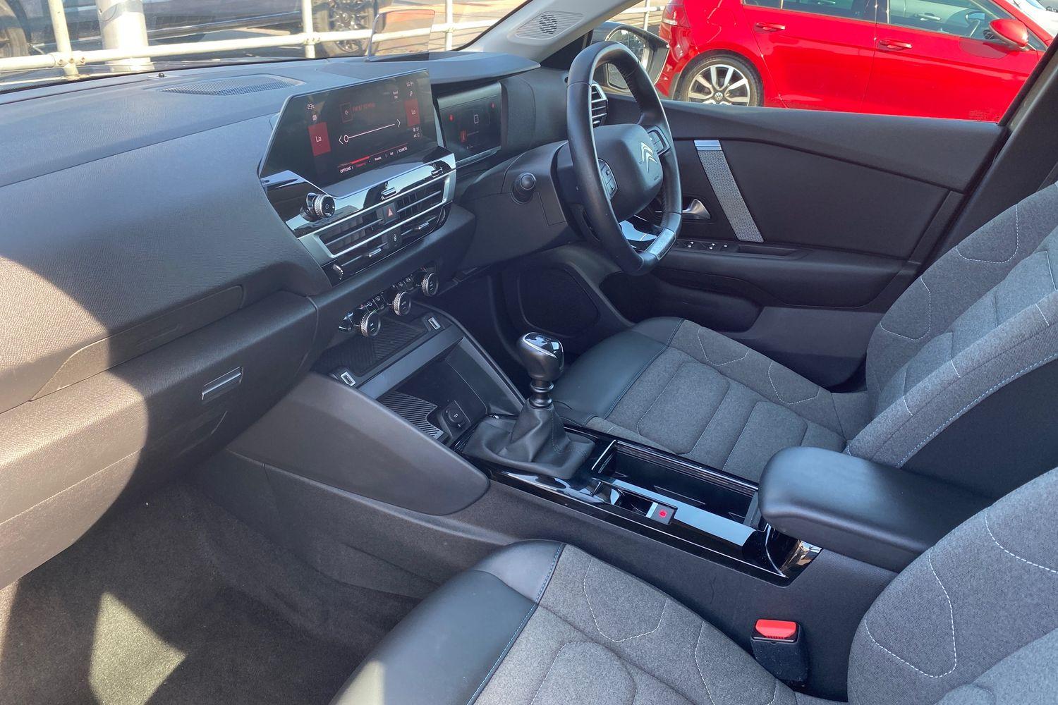 Citroen C4 Photo 17