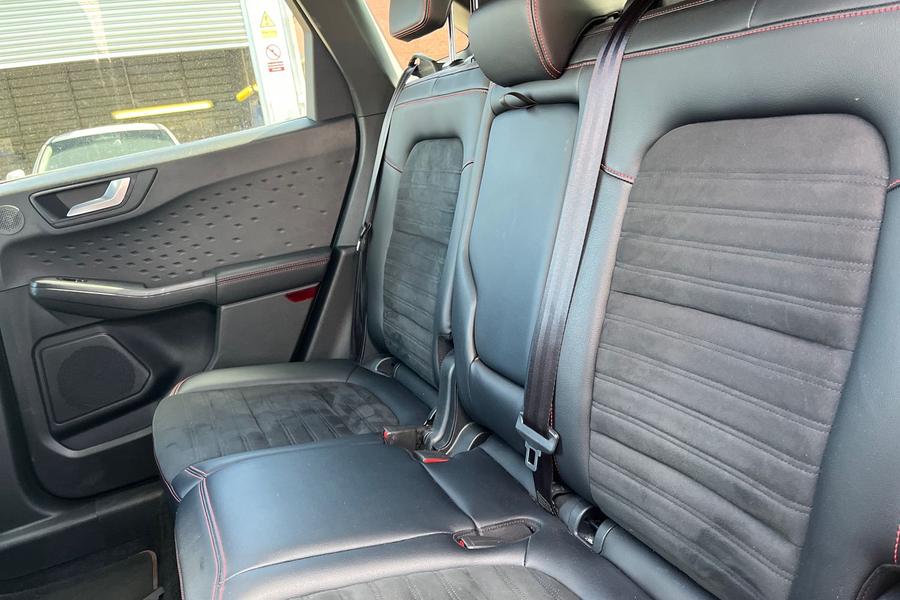 Ford KUGA Photo autoimg-5a9468e34c811dd779b1f596557e57e3a2c36b82.jpg