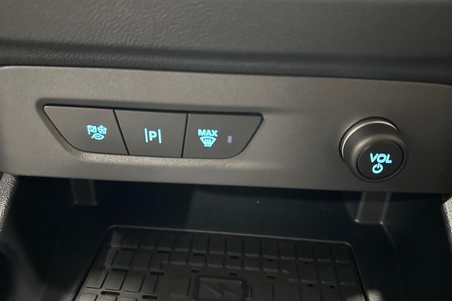 Used FORD E-TRANSIT COURIER LL75RMO 25