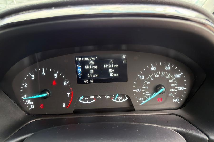 Ford FIESTA Photo autoimg-5a9cd735e068f79d2b4481317b7f5f1ae4e1c9ba.jpg