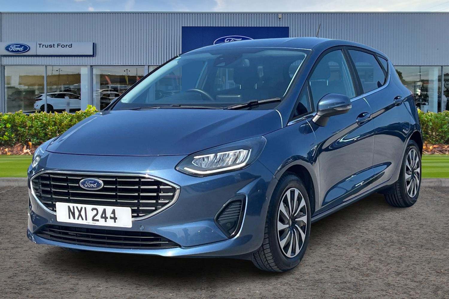 Ford FIESTA Photo 4