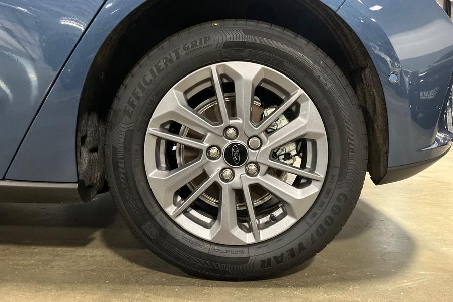 Ford Focus Photo autoimg-5aa3e4fc0c718130292e5e849cf57a9c3db52b75.jpg
