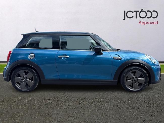 MINI Hatch Photo 4