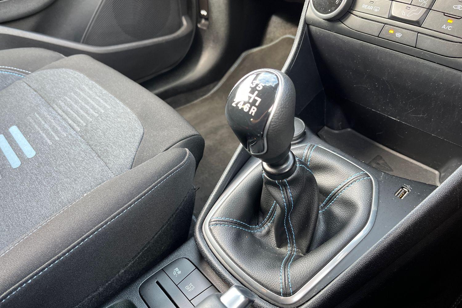 Ford Fiesta Photo 28
