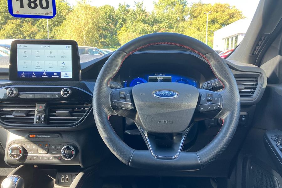 Ford KUGA Photo autoimg-5aa6b6e99d65b89ebfc7bcc0ada433f250be183d.jpg