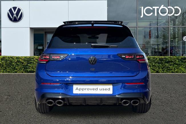 VOLKSWAGEN Golf Photo 7