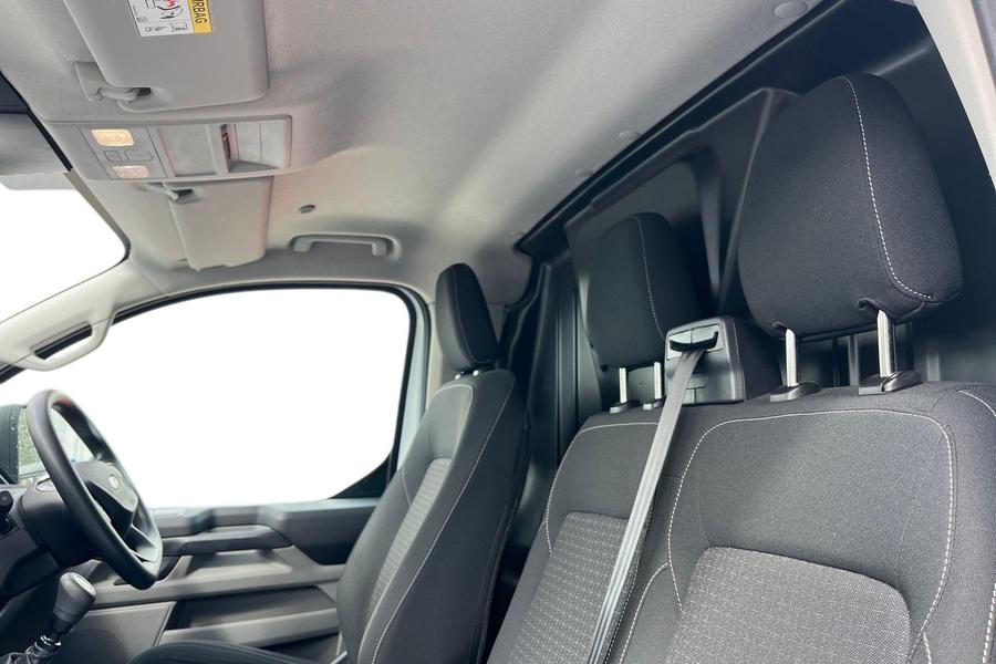 Ford TRANSIT CUSTOM Photo autoimg-5aac9cbc710fc4f4896f616f6a8899de8f12ed06.jpg