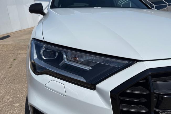 AUDI Q7 Photo 19
