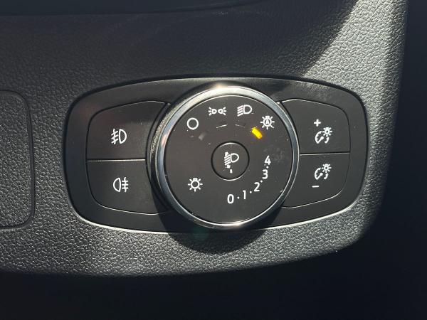Ford Puma Photo autoimg-5ab153980b9fce6e5214478a3bcb2ccb2cef00e0.jpg