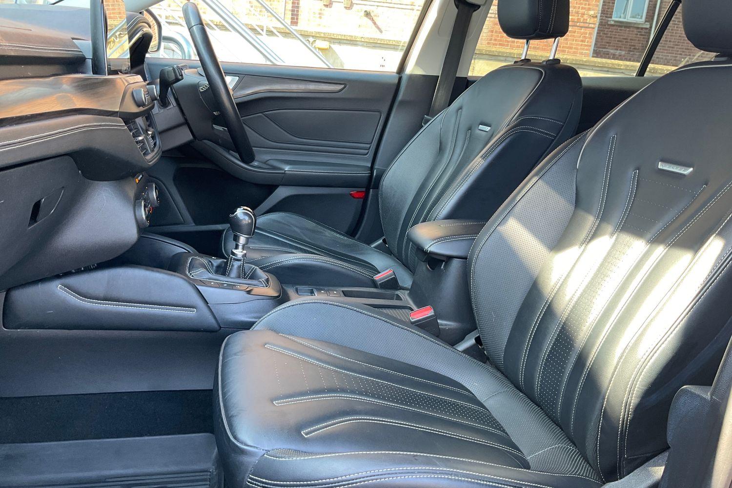 Ford Focus Photo 18