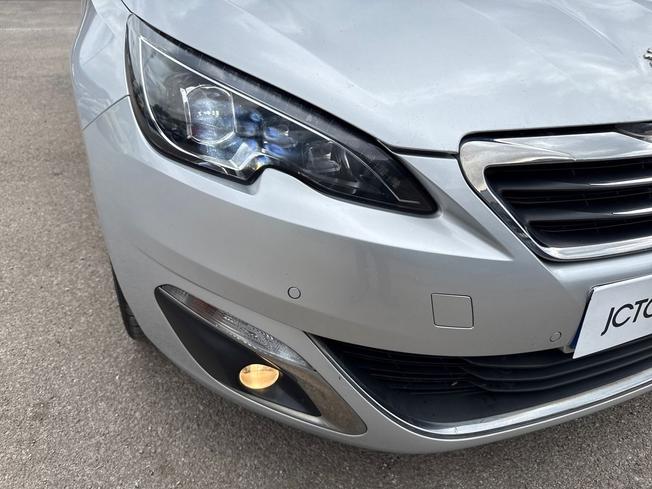 PEUGEOT 308 Sw Photo 29