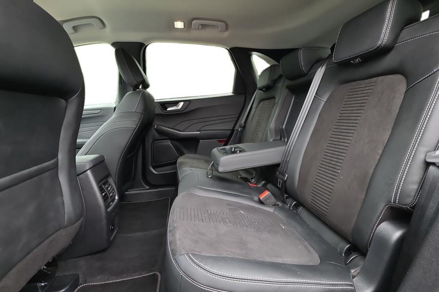 Ford Kuga Photo autoimg-5ab3c9c7dcb4c6c3edd310f5a370f1cf631018aa.jpg