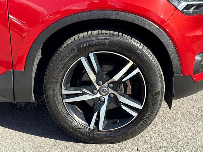 VOLVO Xc40 Photo 5