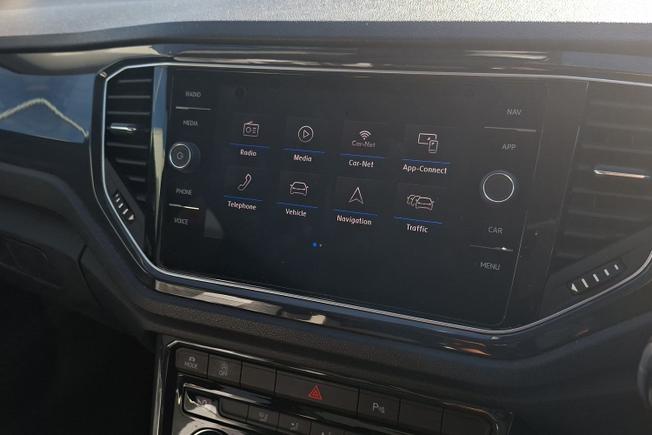 VOLKSWAGEN T-Roc Photo 13