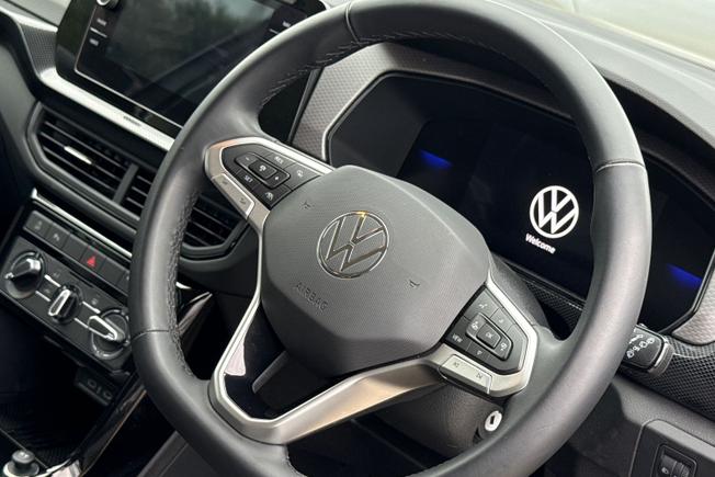 VOLKSWAGEN T-Cross Photo 43