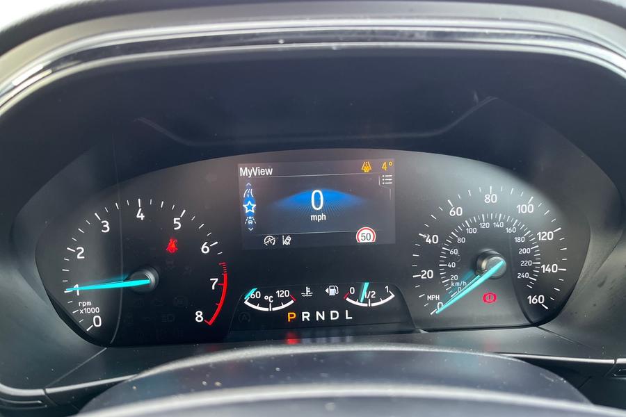 Ford FOCUS Photo autoimg-5abbd4e62d589a2fbcd477d6b29a1a8debe9d073.jpg