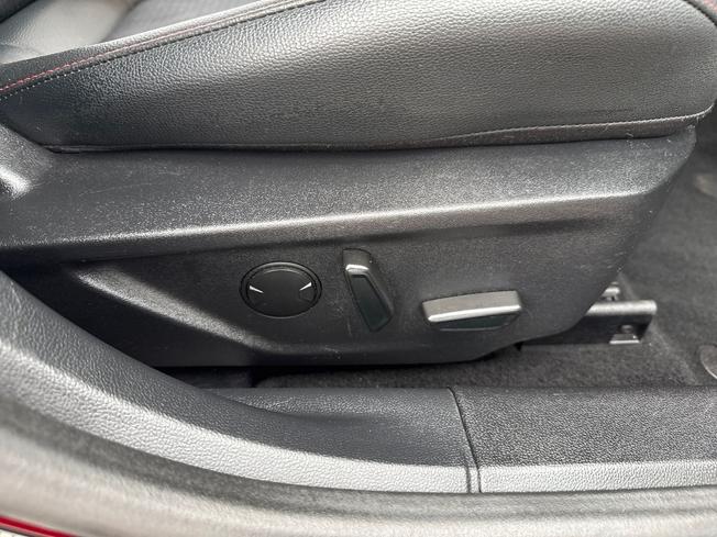 FORD Focus Photo 35